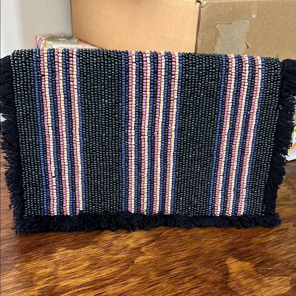 N/A stylish clutch
